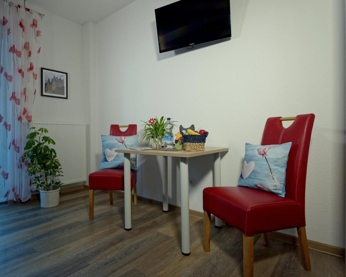 Gaestehaus Am Hochsimmer Ettringen  외부 사진