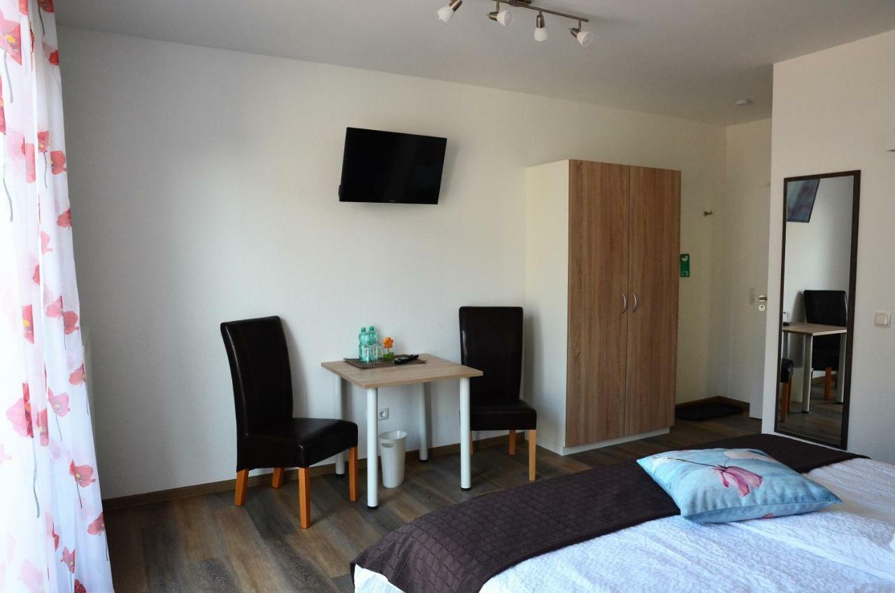 Gaestehaus Am Hochsimmer Ettringen  외부 사진
