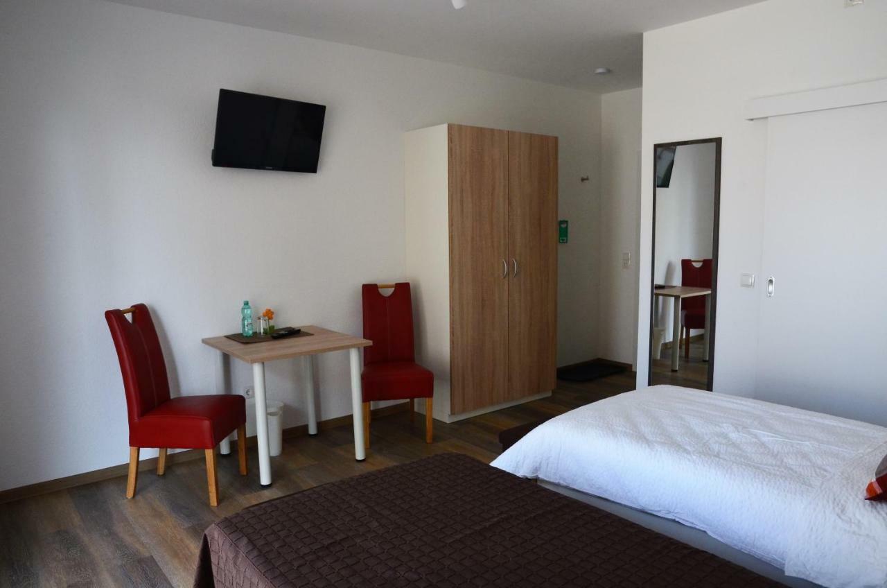 Gaestehaus Am Hochsimmer Ettringen  외부 사진